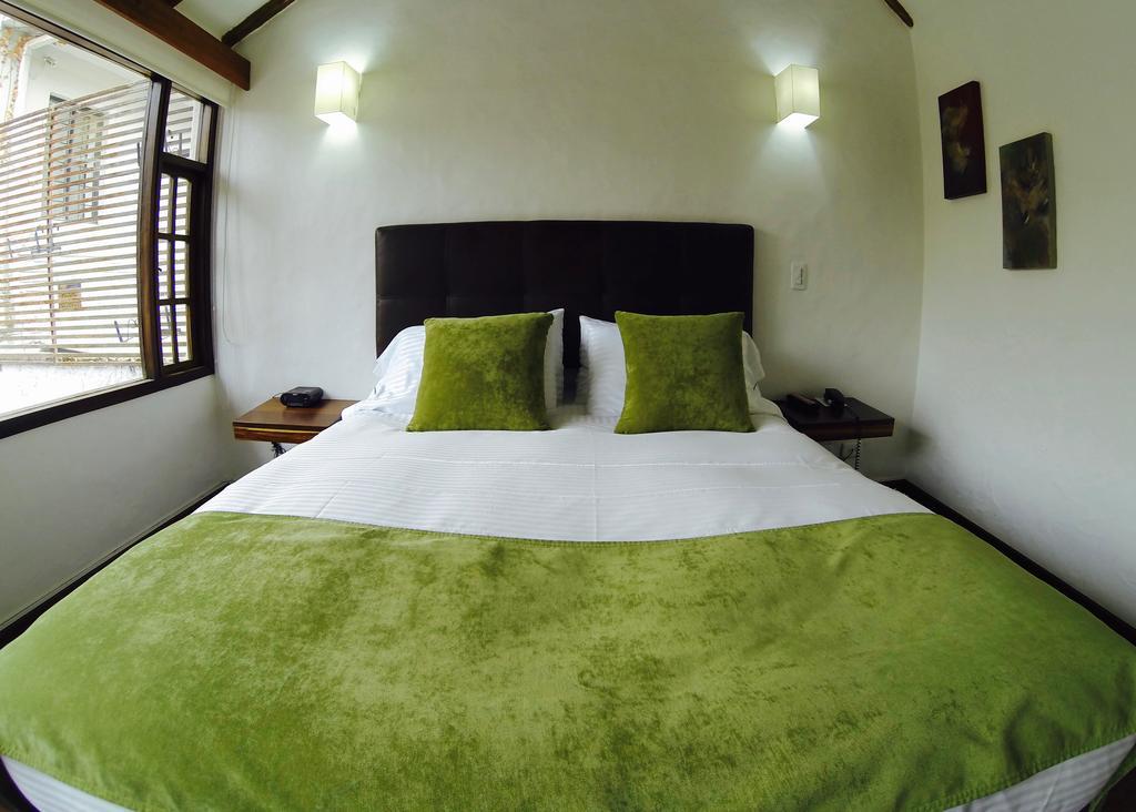 Hotel Casona Usaquen โบโกตา ภายนอก รูปภาพ