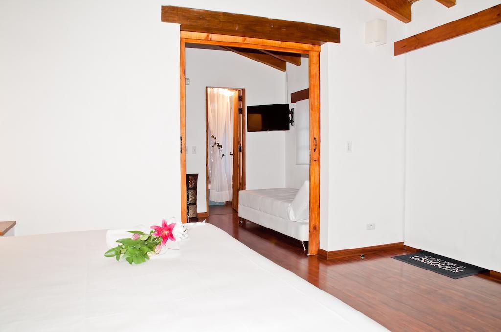 Hotel Casona Usaquen โบโกตา ภายนอก รูปภาพ