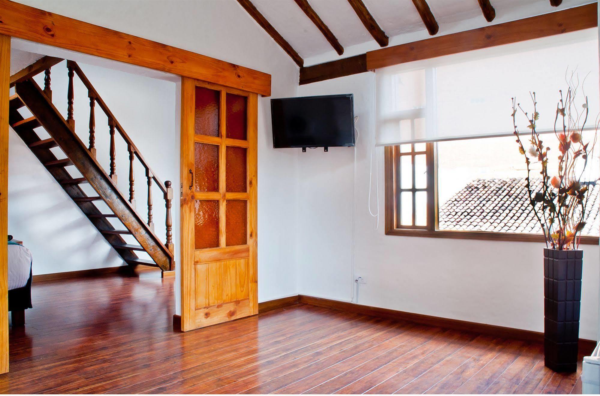 Hotel Casona Usaquen โบโกตา ภายนอก รูปภาพ