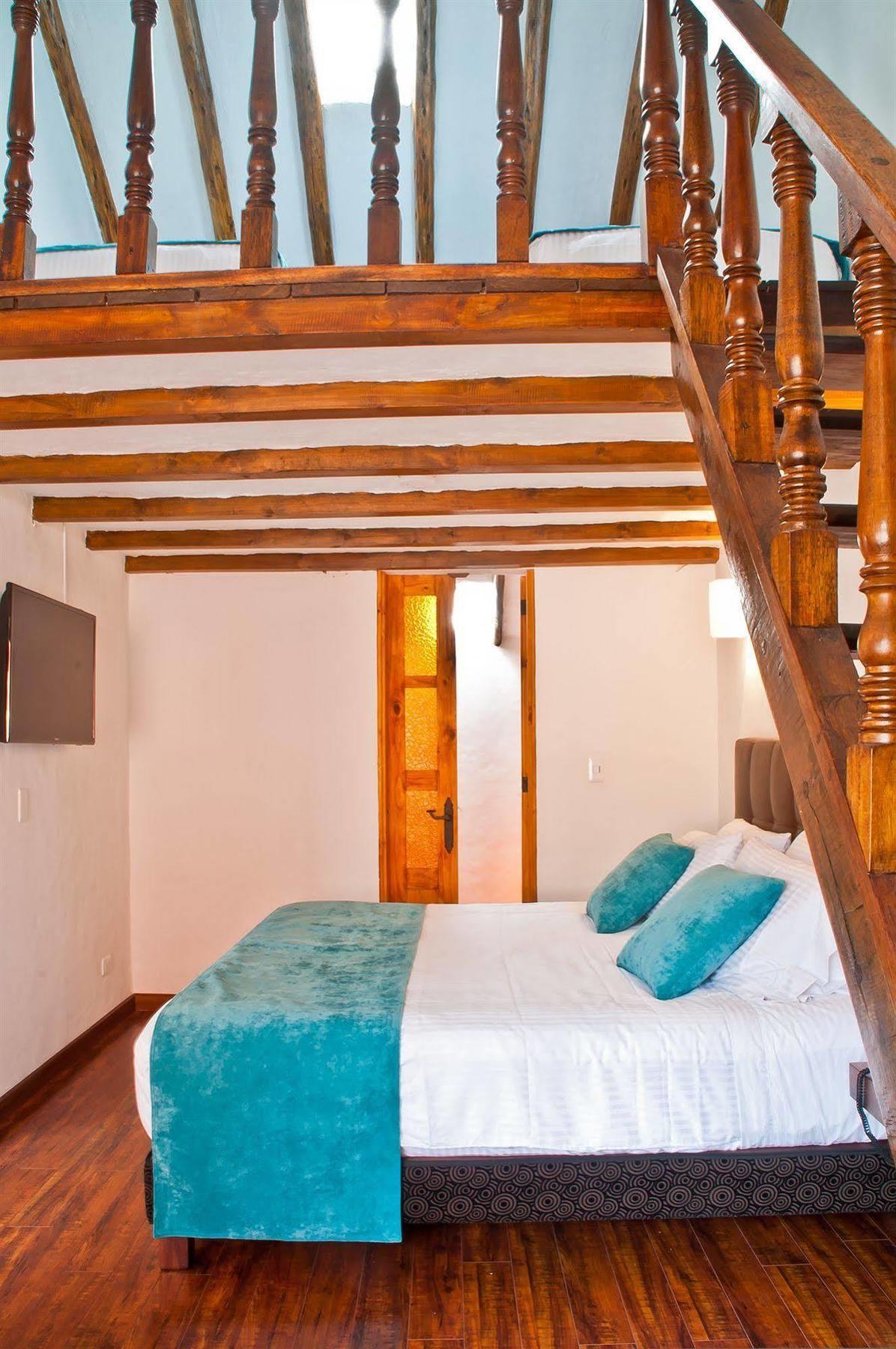 Hotel Casona Usaquen โบโกตา ภายนอก รูปภาพ